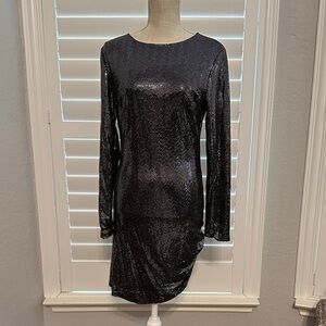 NWT Lea & Viola Sequin Dress, Size M.